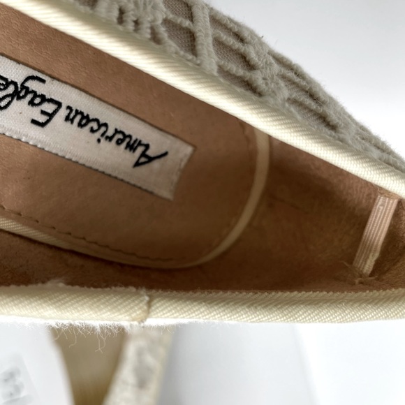 American Eagle Ivory Lace Wedge Shoe | Size 8.5 - Picture 5 of 8